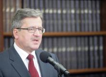 Bronisław KomorowskiBigger