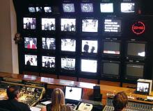 Niespodziewanie kilka tygodni przed wyborami w TVP zmienia się obsada ważnych stanowisk  m.in. w programach informacyjnychBigger