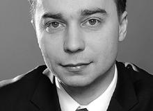 dr Robert ZajdlerBigger
