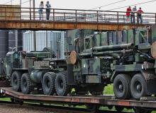 Bateria rakiet Patriot (na zdjęciu wyrzutnie) przyjechała do Morąga w 37 wagonachBigger