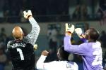 W dogrywce bliski strzelenia gola był bramkarz Amerykanów Tim Howard