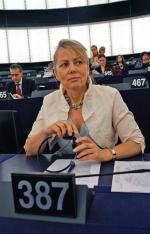 Według statystyk i opinii ekspertów nasi przedstawiciele w PE radzą sobie coraz lepiej. Na zdjęciu Lidia Geringer d’Oedenberg (SLD), która z 23. miejsca w ostatnim rankingu awansowała na szóste. 