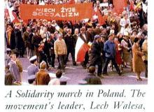 W irlandzkim podręczniku informacje o demonstracji „Solidarności” zilustrowano zdjęciem z komunistycz-nego pochodu / fot: Marian Zacharczuk, „Gazeta miasta