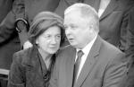 Lech i Maria Kaczyńscy podczas mszy świętej w przeddzień 63. rocznicy wybuchu Powstania Warszawskiego