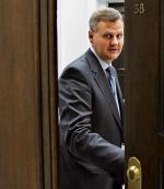 Minister skarbu Aleksander Grad w 2009 r. obiecał, że firma MGGP nie otrzyma zleceń bez przetargu
