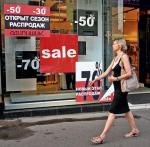 W Rosji coraz częściej można napotkać zniżki 30, 50, a nawet 70 proc. Ale wyjściowa cena towaru jest wyższa od zachodniej właśnie o te 30, 50 czy 70 proc.