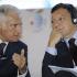 Przewodniczący Parlamentu Europejskiego Jerzy  Buzek i przewodniczący Komisji Europejskiej Jose Manuel Barroso