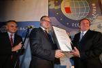 Od lewej Waldemar Pawlak, wicepremier i minister gospodarki i Paweł Lisicki, redaktor naczelny 