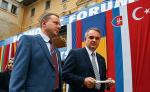 Wśród gości tegorocznego forum był wicepremier i minister gospodarki Waldemar Pawlak (pierwszy z prawej)