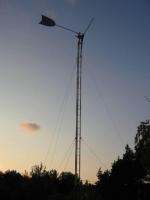 Mniej niż 1,6 tys. zł i dwa tygodnie - tyle kosztowało Waldemara Pachoła zbudowanie własnej elektrowni wiatrowej