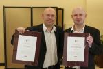 Michał Majewski i Paweł Reszka z nagrodą Grand Press