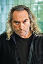  Piotr Gessler  zawsze był w cieniu starszego brata. Media cytują jego uwagę sprzed kilku lat, że Adam „wrobił” go w małżeństwa z Martą i Magdą 