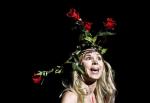 Na zdjęciu: Karolina Adamczyk fot. Magdalena Hueckel-Śliwińska/Teatr Polski