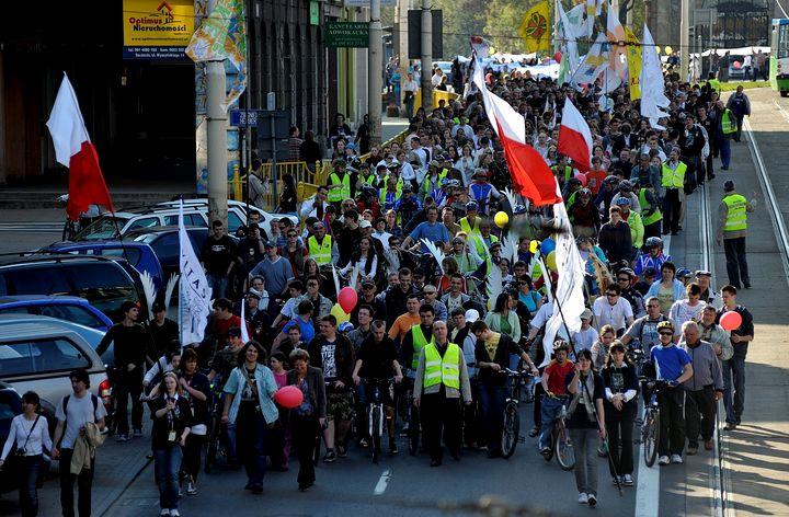 Marsz zakończył się mszą w Bazylice Archikatedralnej. Według pierwszych szacunków policjantów wzięło w nim udział 4 tys. osób.