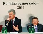 Prezydent Poznania Ryszard Grobelny i burmistrz Mszczonowa Grzegorz Kurek przekonywali, że bez wsparcia rządu samorządy nie będą mogły realizować nawet swoich podstawowych zadań