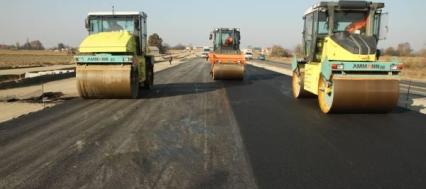 Firmy dokładają miliony do autostrad