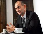 Mec. Andrzej Zwara (PO) jako szef Naczelnej Rady Adwokackiej postulował zmianę artykułu, na podstawie którego oskarżono Krauzego