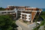 Dom Zdrojowy w Jastarni oferuje 36 pokoi hotelowych oraz 71 apartamentów