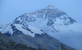 Nepal. Ewakuacja turystów z rejonu Everestu