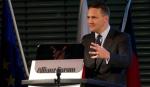 Radosław Sikorski proponuje, by UE była federacją, w której ton będą nadawać Niemcy