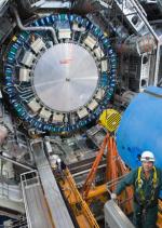 Potężny ATLAS jest jednym z sześciu detektorów cząstek w LHC