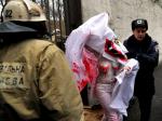 W poniedziałek rano trzy działaczki organizacji przeprowadziły przed gmachem KGB w Mińsku akcję solidarności z opozycją w rocznicę zdławienia protestu po wyborach z 19 grudnia 2010 roku.