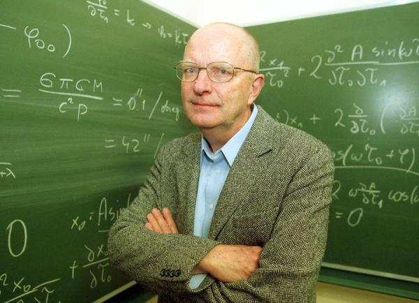 prof. Bohdan Paczyński