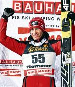Kamil Stoch wygrał piąty  raz w karierze, dziesiąty raz stanął na podium 