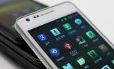 Apple i Samsung zostawiają w tyle konkurencję