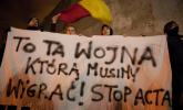 Internauci mniej ufają Tuskowi po debacie o ACTA