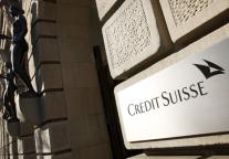 Credit Suisse notuje straty
