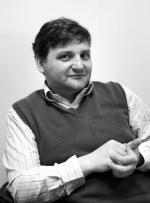 Krzysztof Dziomdziora – reżyser, pomysłodawca i producent filmu „Wszystko płynie”, który dał pretekst do tej dyskusji. Więcej o filmie:  www.wszystkoplynie.pl.