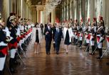 Władza w rękach Hollande'a