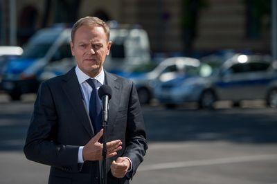 Tusk: Będę rozmawiał by w czasie Euro nie było protestów