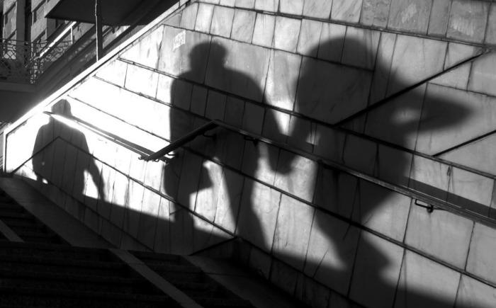 Metro - bardzo miejski wynalazek, co nie znaczy, że nie straszny. Wystaczy wymienić filmy 