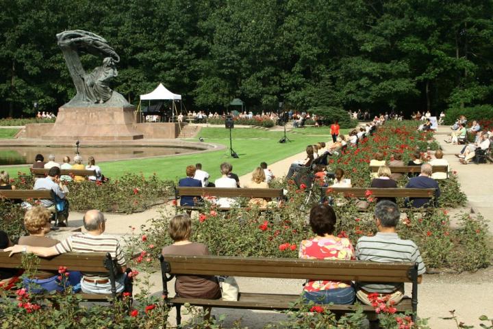 Festiwal Chopiniana - Dni Fryderyka Chopina w Parku Łazienkowskim w Warszawie