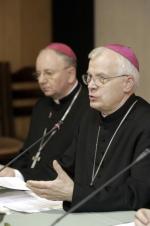 Arcybiskup Józef Michalik jest zwolennikiem wykorzystania unijnych środków przez kościoły