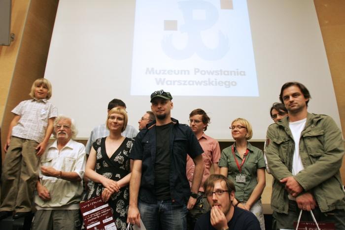 Tegoroczni laureaci konkursu z jury.