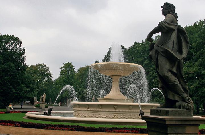 Fontanna w parku Saskim to ulubiona fontanna warszawiaków