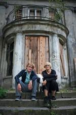 *Tomasz Wódkiewicz  i Olga Czerwonik podczas penetrowania okolic parku Morskie Oko   