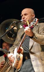 W niedzielę na scenie pojawi się Ivan Mladek z zespołem Banjo Band