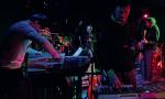 Mitch & Mitch  przy okazji sesji „XXII Century Sound Pioneers” zamienili się w dziewięcioosobową orkiestrę. Wpłynęło to na ich brzmienie, ale nie stępiło skłonności do groteski i wyczulenia na absurd  