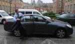 Jarosław Kochaniak wyjeżdżał siedmiokrotnie, Hanna Gronkiewicz-Waltz pięć razy, a Jacek Wojciechowicz woli pracę na miejscu