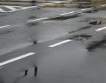 Z powodu deszczu na moście kobieta zwolniła do 50 km na  godzinę
