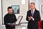 Czy nadanie Wołodymyrowi Zełenskiemu Orderu Orła Białego (przyznany przez prezydenta Andrzeja Dudę w kwietniu 2023 r.) było decyzją nieprzemyślaną i przedwczesną?
