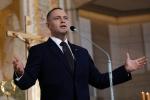 Prezydent Karol Nawrocki zapowiedział, że nie podpisze żadnego prawa, które będzie stanowić alternatywę dla małżeństwa