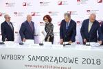 W czasie wyborów samorządowych w 2018 r. pracownia Łukasza Pawłowskiego przeżywała chwile tryumfu, celnie prognozując decyzje głosujących. Na zdjęciu: Państwowa Komisja Wyborcza w trakcie konferencji prasowej dotyczącej głosowania w 2018 r.