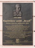 Tablica pamiątkowa na budynku siedziby Związku Powstańców Warszawskich przy ul. Długiej 22 w Warszawie