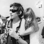 Media ekscytowały się nimi i tym, co ich różniło: Birkin była piękna, młoda i nieopierzona, a Gainsbourg utalentowany i doświadczony. Artysta, który wziął ją pod swoje skrzydła