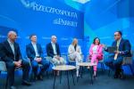 Uczestnicy debaty „E-commerce 2026: Autonomiczni agenci, niewidzialne płatności i nowa definicja doświadczenia zakupowego”